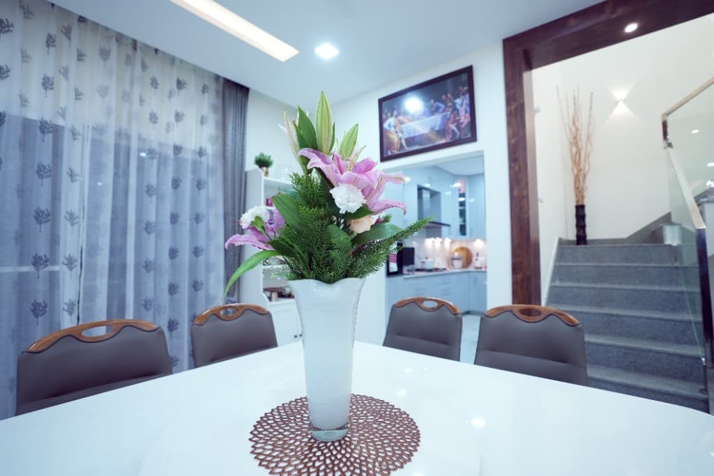 Matthew Villa Makeover — portfolio still 15