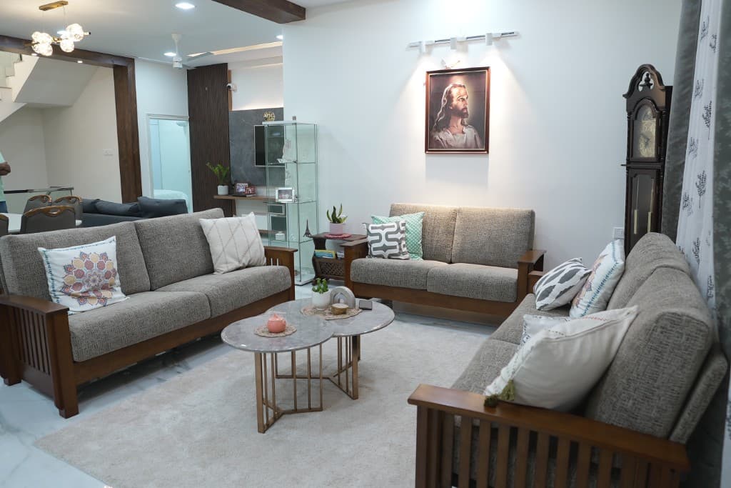 Matthew Villa Makeover — portfolio still 1